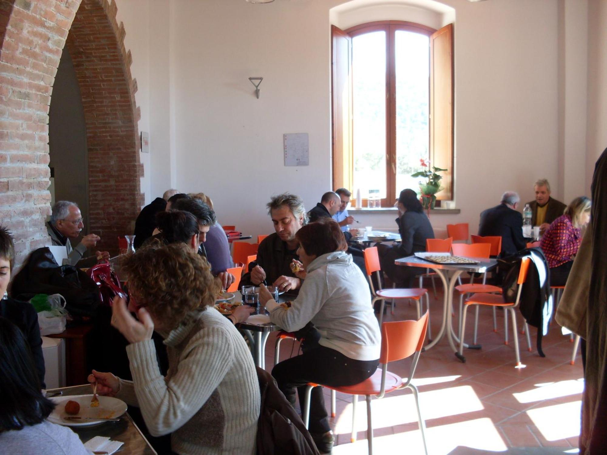 Student's Gowett Campiglia Marittima